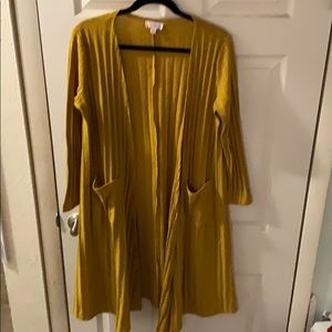 LulaRoe Sarah Mustard medium